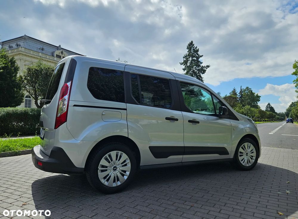 Ford Tourneo Connect - 5