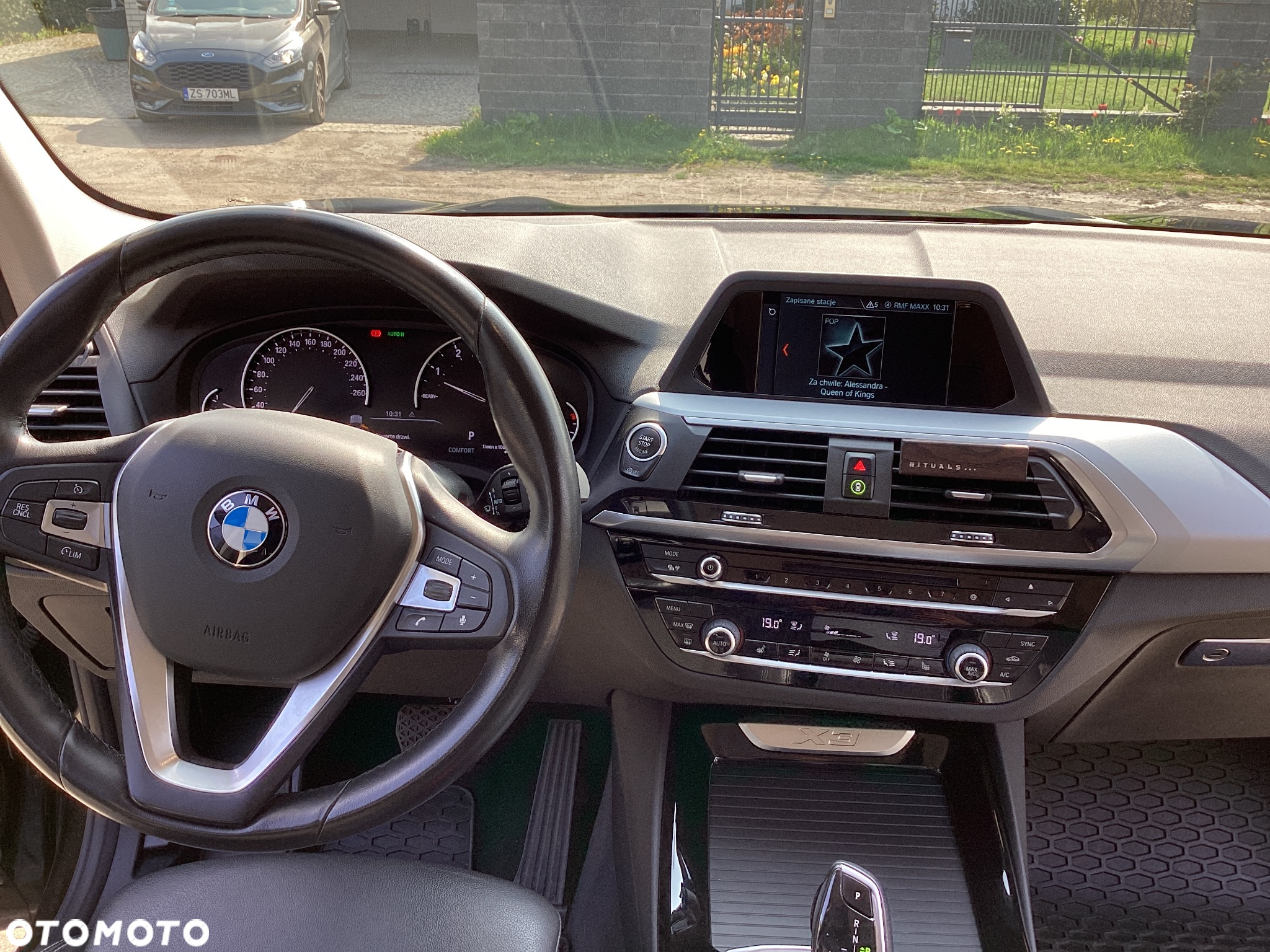 BMW X3 xDrive20i Advantage - 11