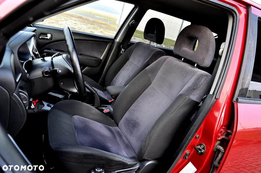 Mitsubishi Outlander 2.0 Comfort - 13