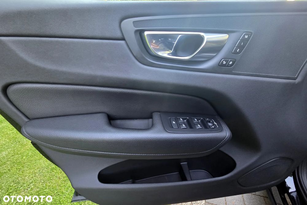 Volvo XC 60 B4 D Geartronic Inscription - 31