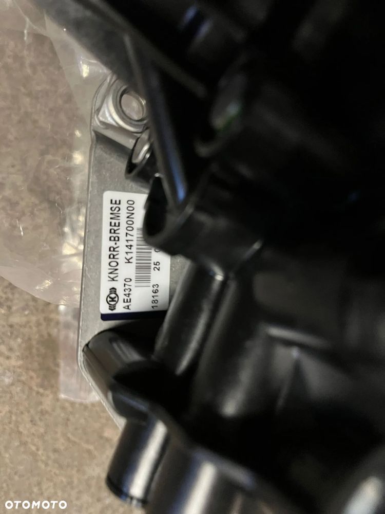 Zawór luzujący naczepy KNORR BREMSE AE4370 / K141700N00 - 2