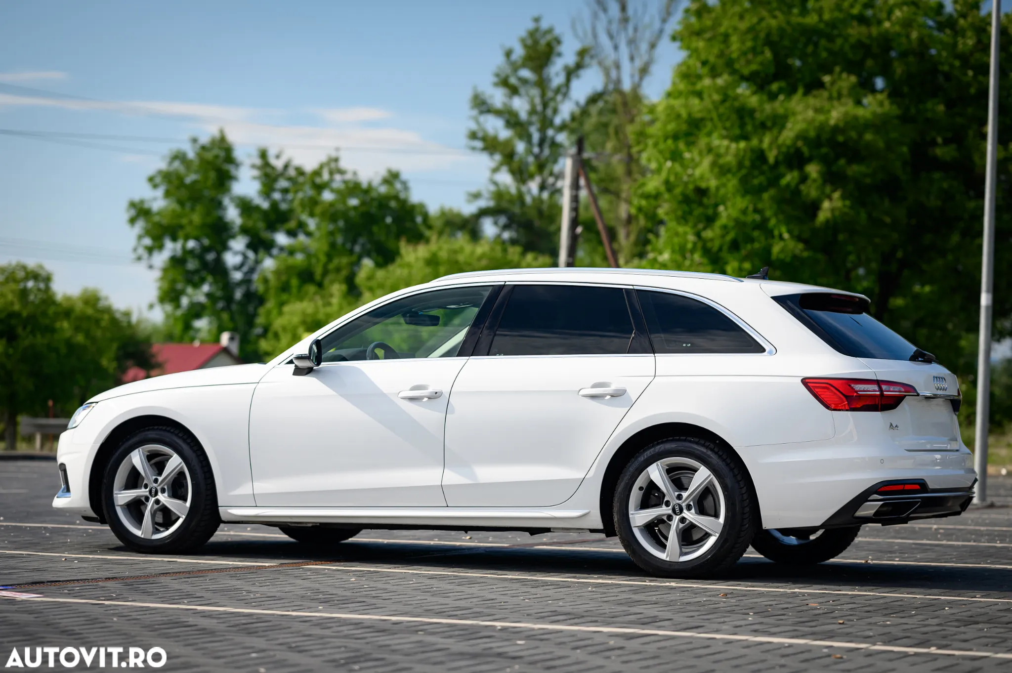 Audi A4 Avant 2.0 35 TDI S tronic MHEV Advanced - 8