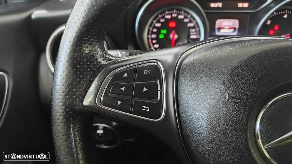 Mercedes-Benz CLA 200 - 39