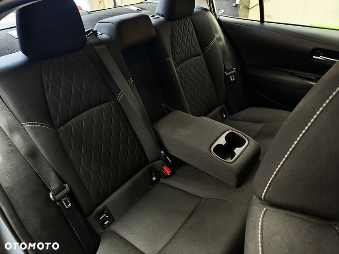 Toyota Corolla - 34