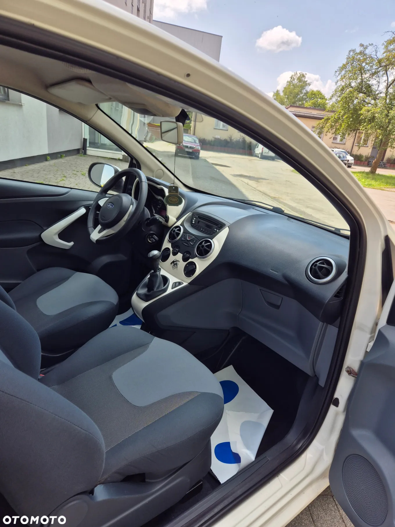 Ford KA 1.2 Ambiente - 8