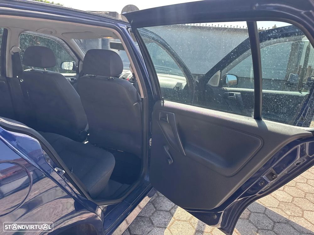 VW Polo 1.0 Conceptline - 8