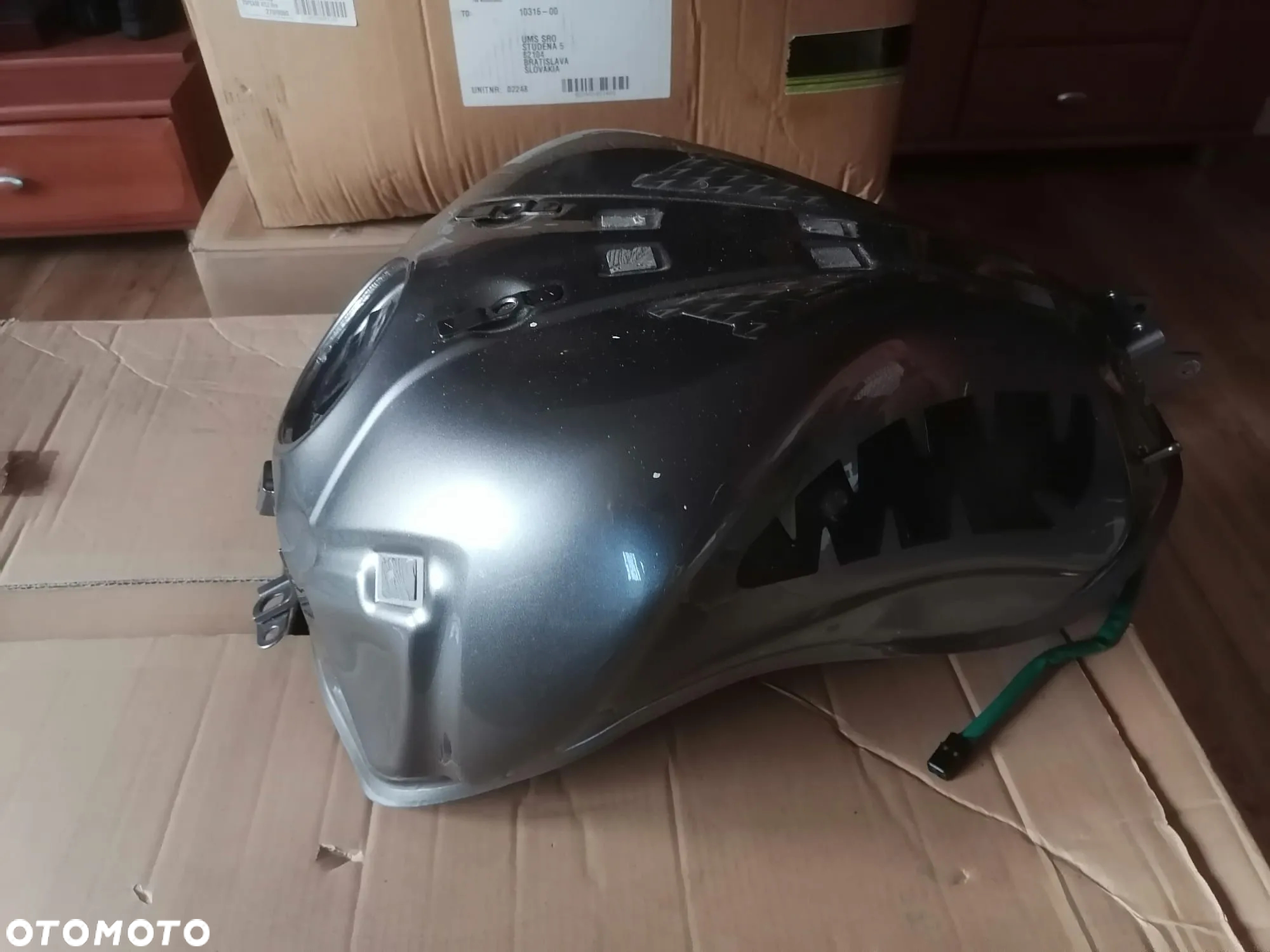 EU Zbiornik Bak Kawasaki Z1000 14-17 igła z pompą - 6