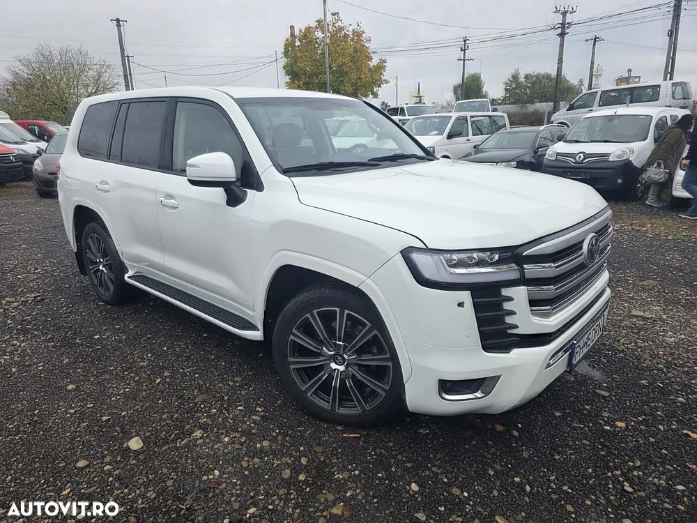 Toyota LAND CRUISER 4,4D FACELIFT 2026 - 3