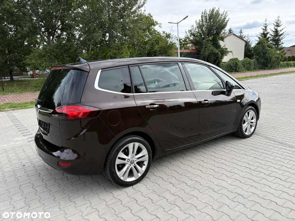Opel Zafira - 9