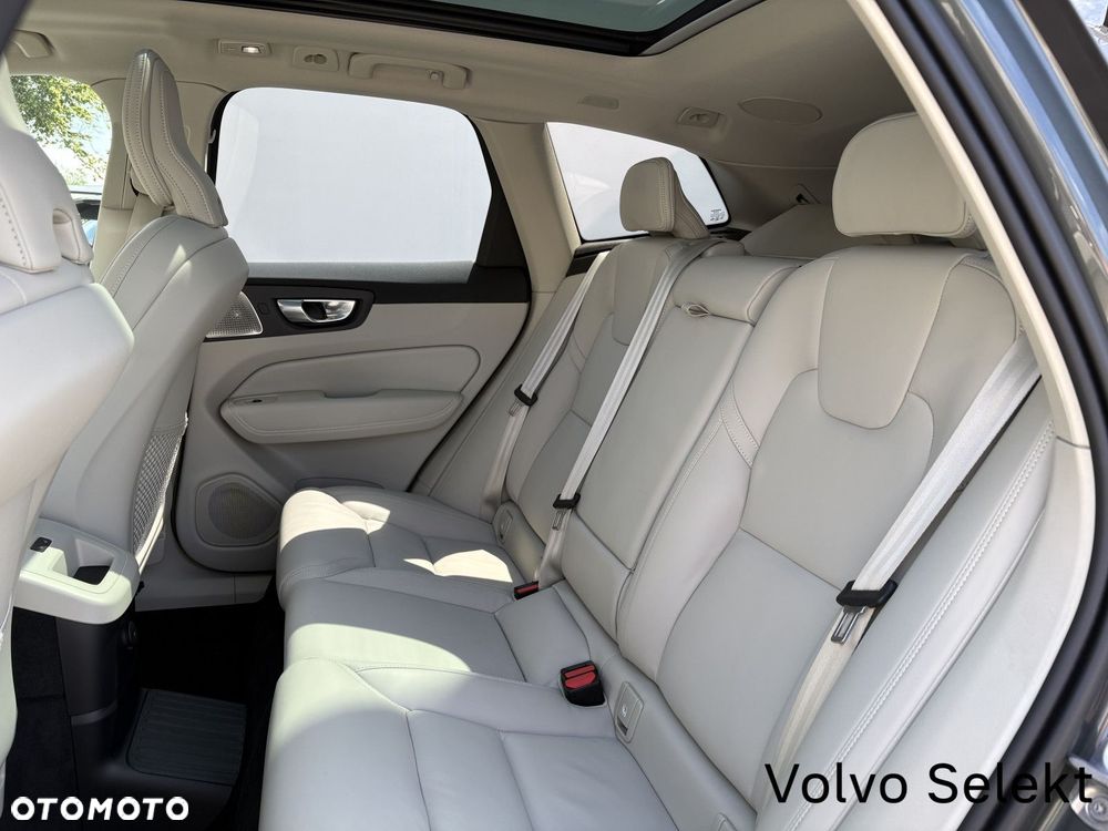 Volvo XC 60 - 26