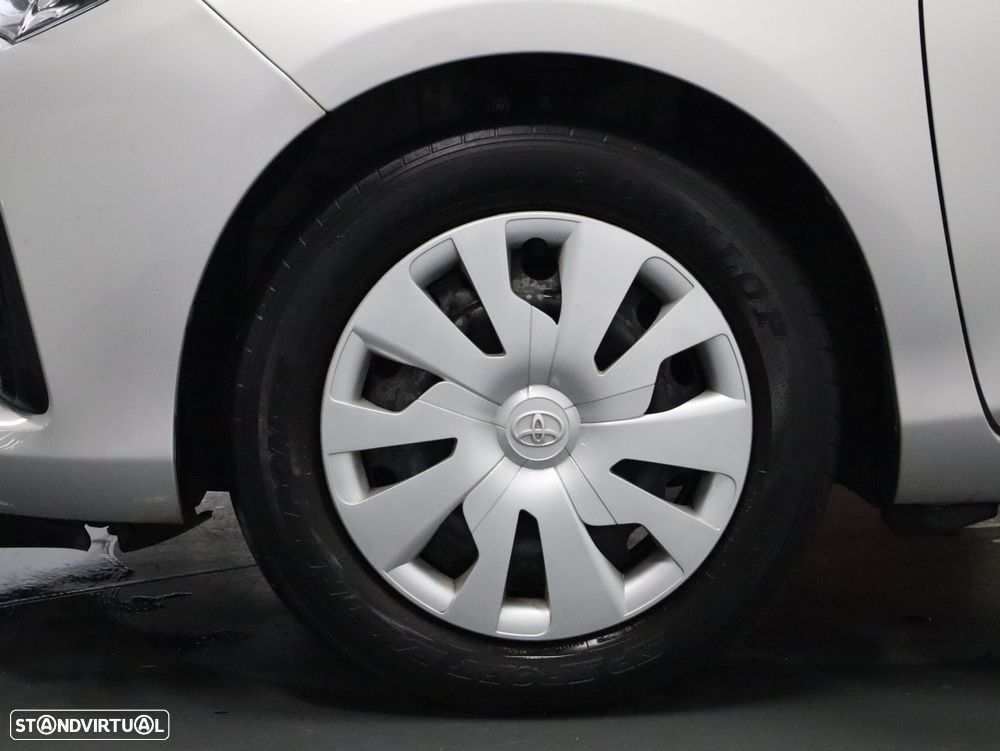 Toyota Yaris 1.5 HSD Active - 16