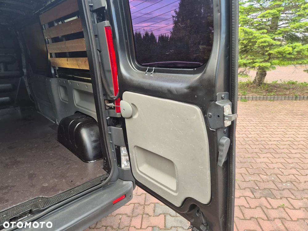 Renault Trafic - 13