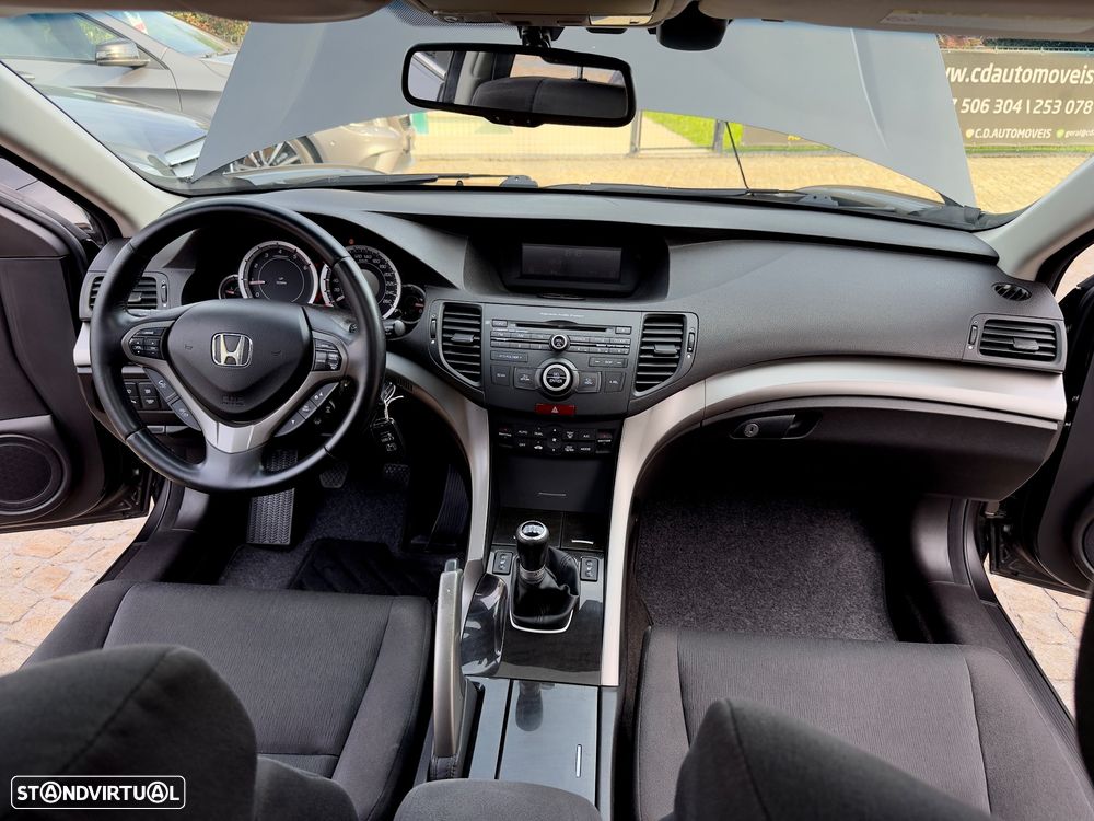 Honda Accord Tourer 2.2 i-DTEC Elegance - 8