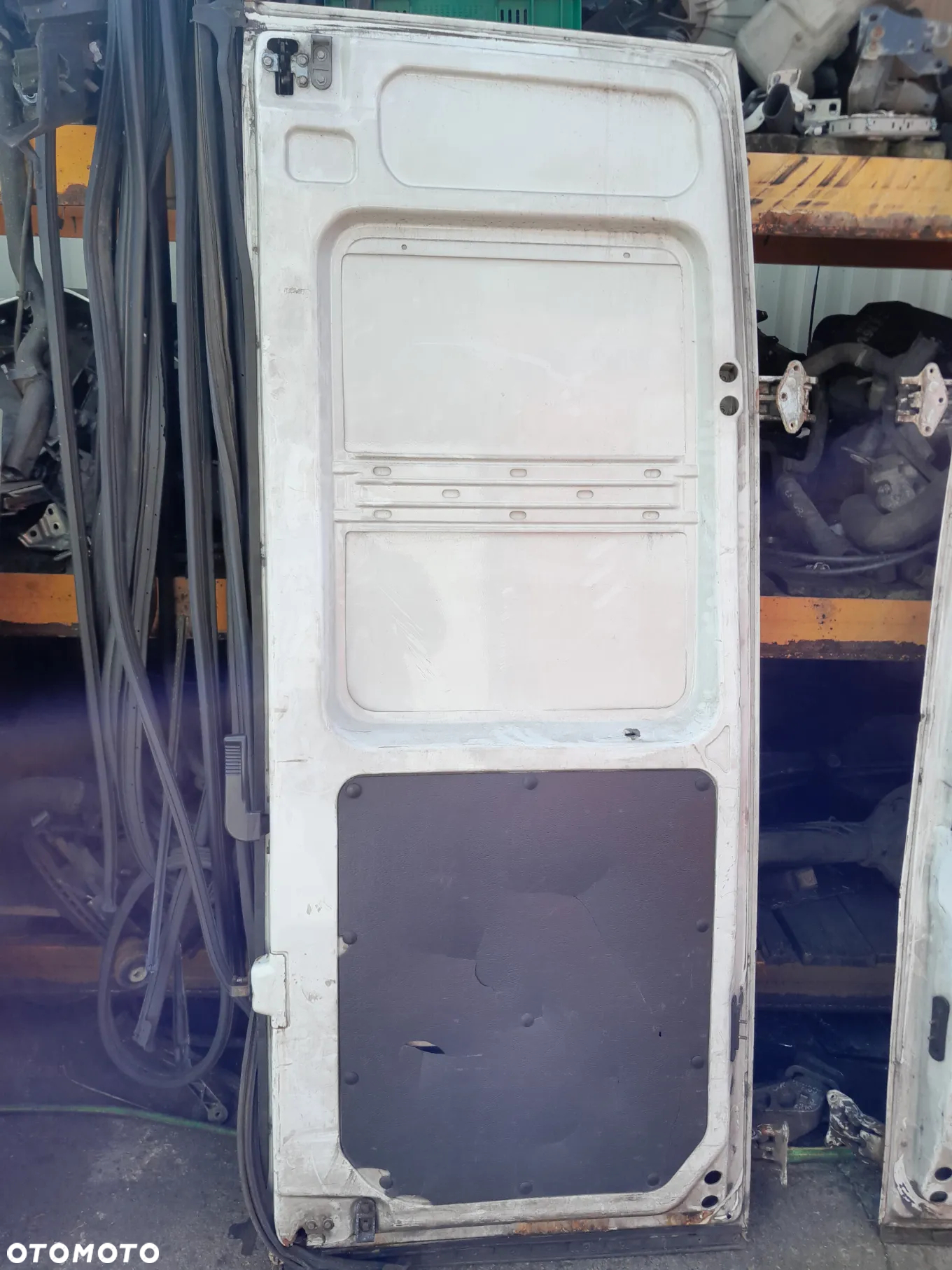 Drzwi tylne lewe gołe Iveco Daily 2010r - 2