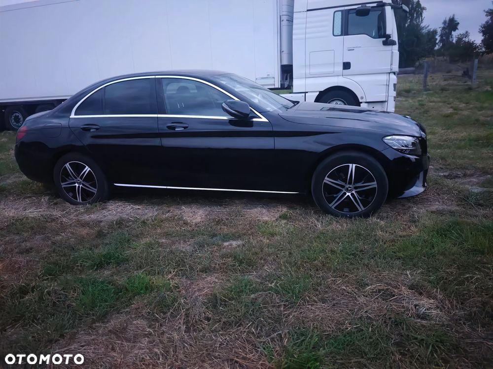 Mercedes-Benz Klasa C 180 9G-TRONIC - 6