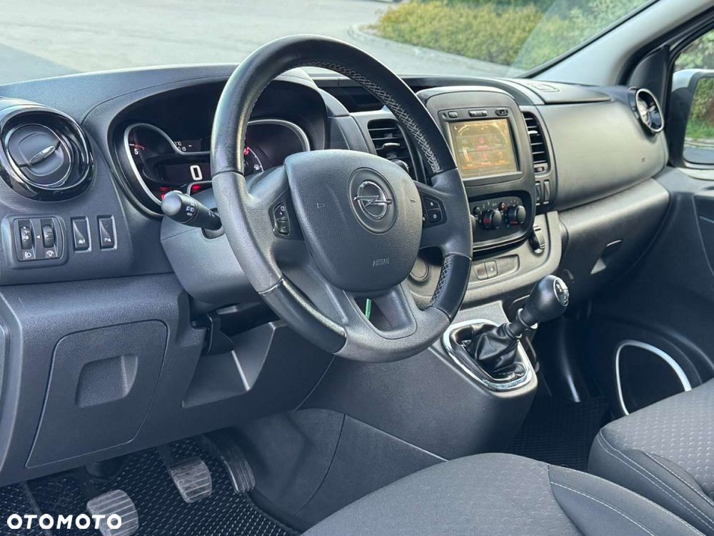 Opel Vivaro - 5