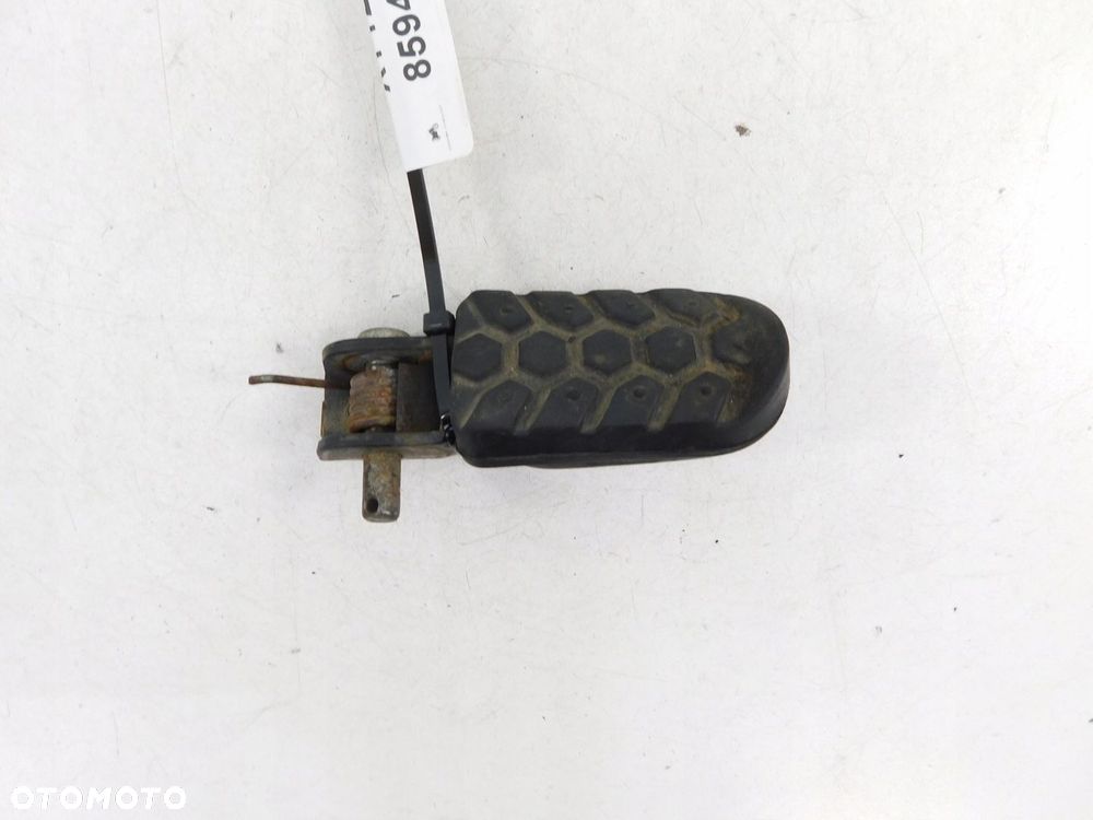 YAMAHA XT 125 PODNÓŻEK KIEROWCY LEWY - 1