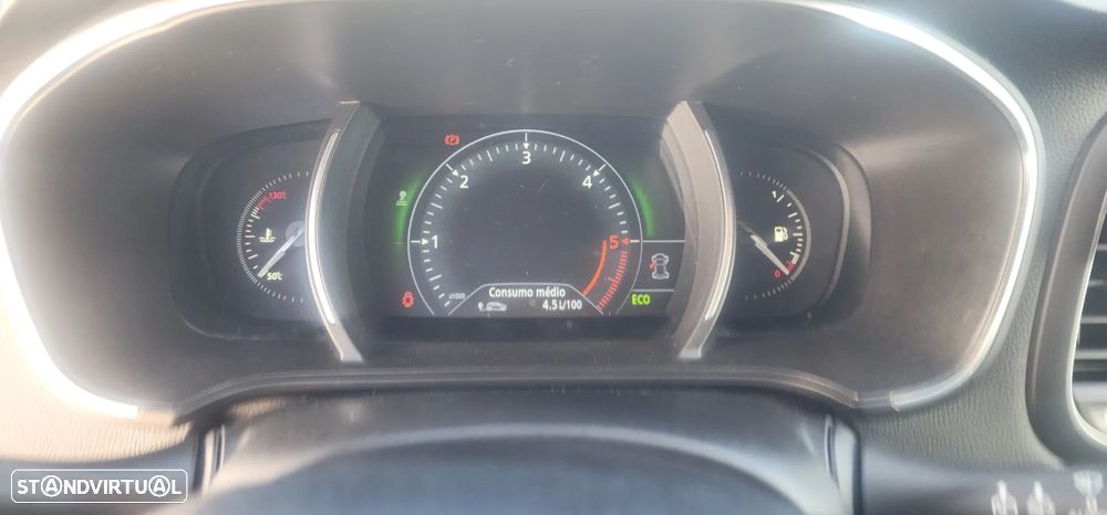 Renault Mégane 1.5 dCi Confort - 11