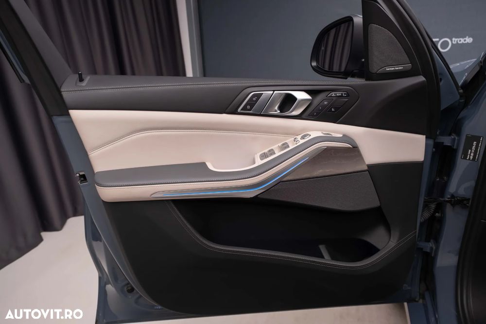 BMW X7 xDrive40i AT MHEV - 16