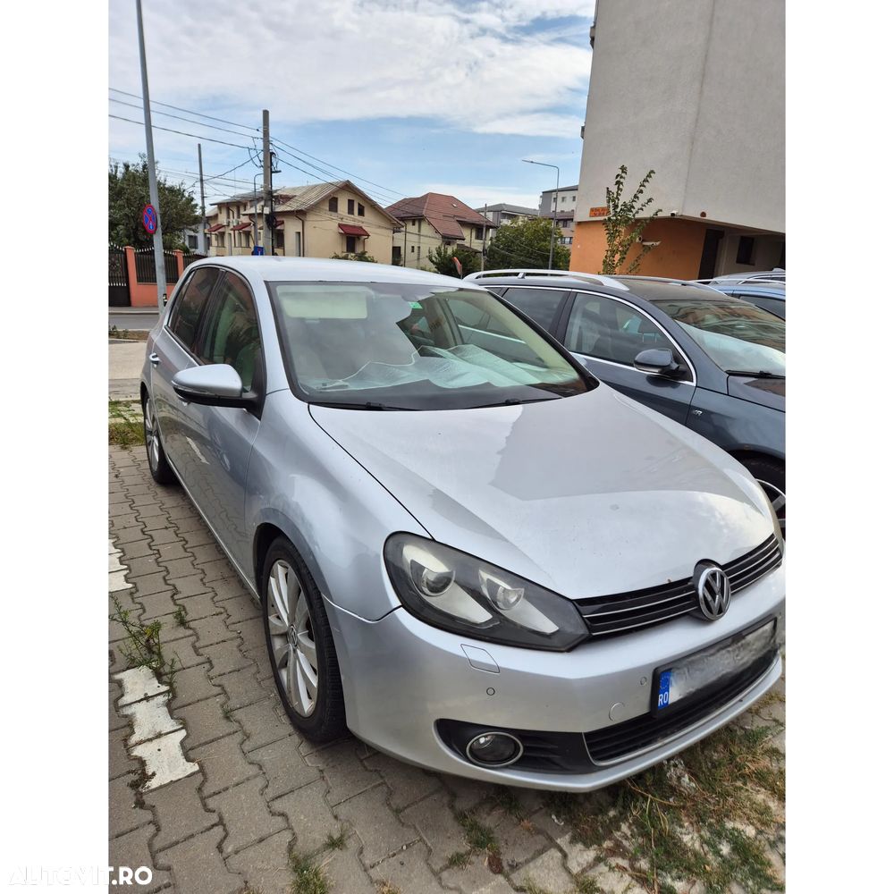 Volkswagen Golf 1.4 TSI Highline DSG - 2