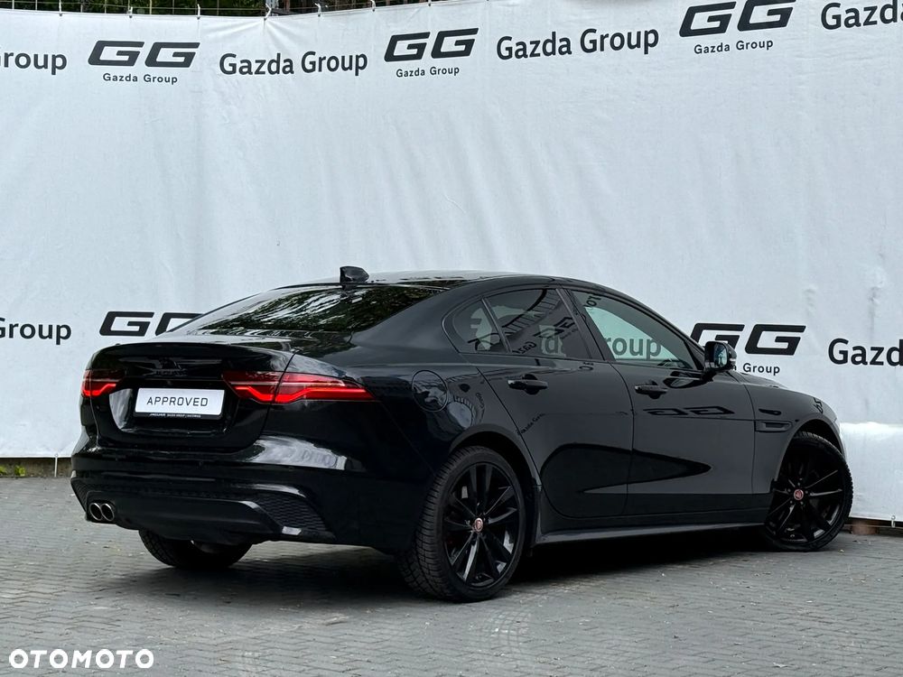 Jaguar XE 2.0 D200 mHEV R-Dynamic Black - 6