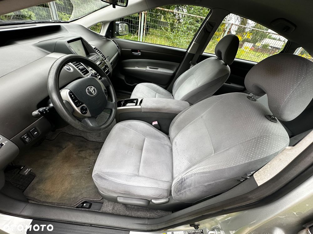 Toyota Prius 1.5 VVT-i Sol (nav) - 13