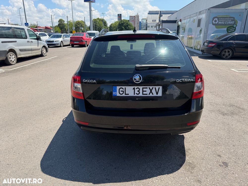 Skoda Octavia 1.6 TDI DSG Style - 10