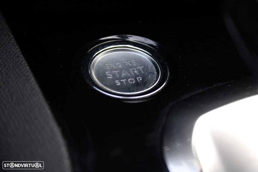 Peugeot 3008 PureTech 130 Stop & Start GPF EAT8 Allure - 24