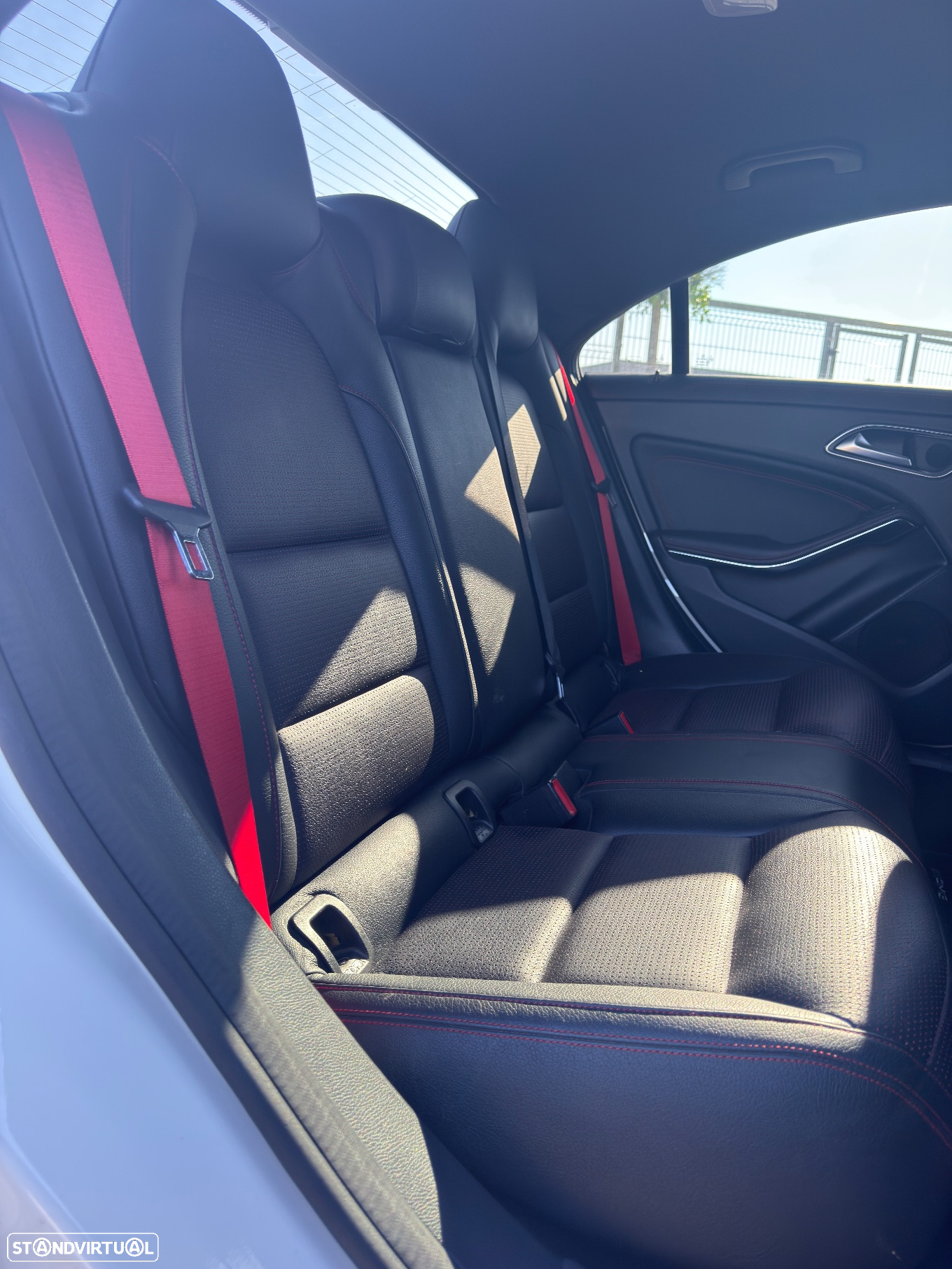 Mercedes-Benz CLA 45 AMG 4Matic 7G-DCT - 5