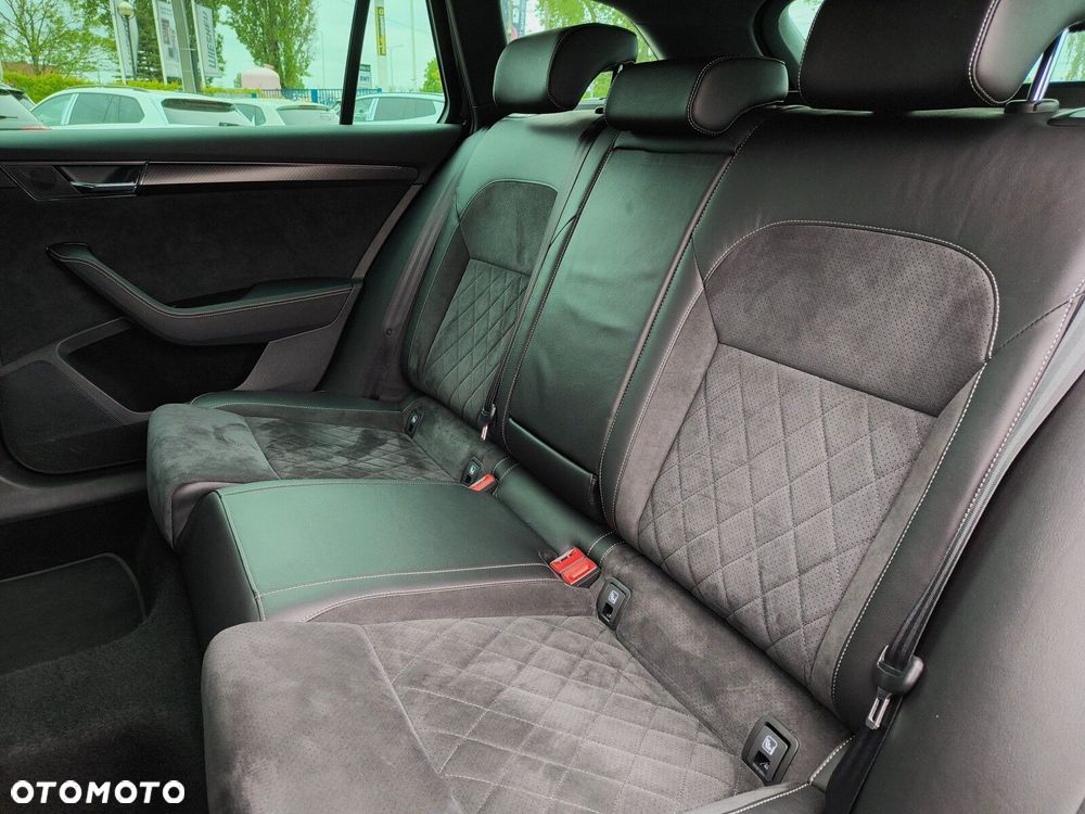 Skoda Superb 2.0 TSI 4x4 Sportline DSG - 28