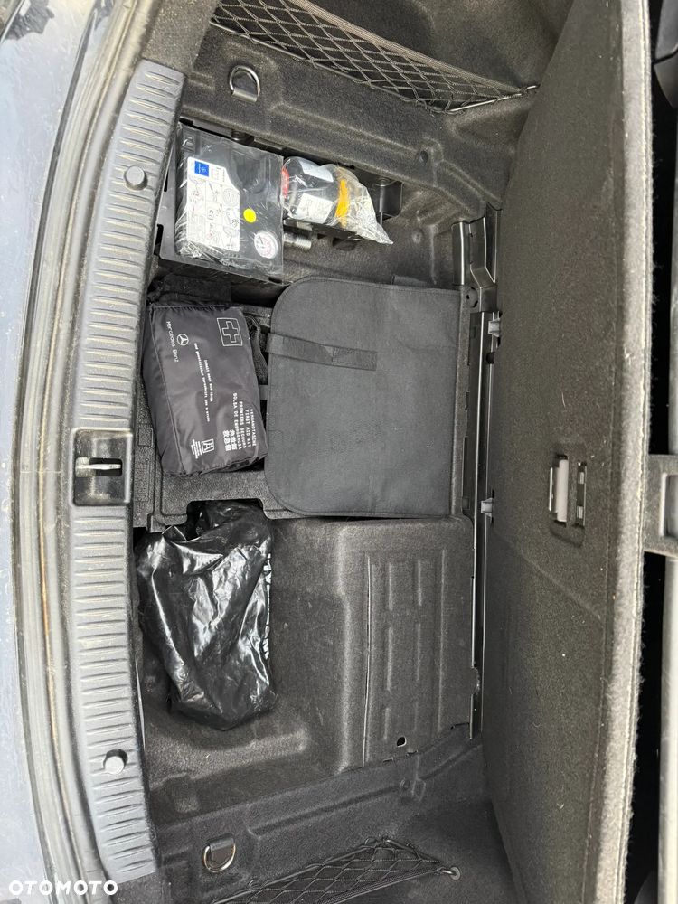 Mercedes-Benz Klasa C 200 4-Matic 9G-TRONIC - 2