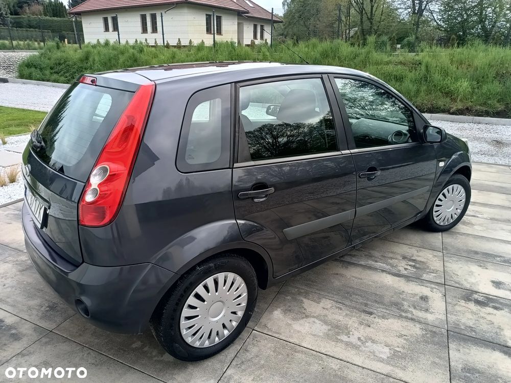 Ford Fiesta - 14