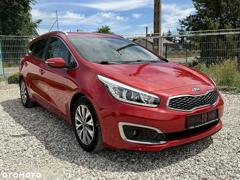 Kia Ceed - 4