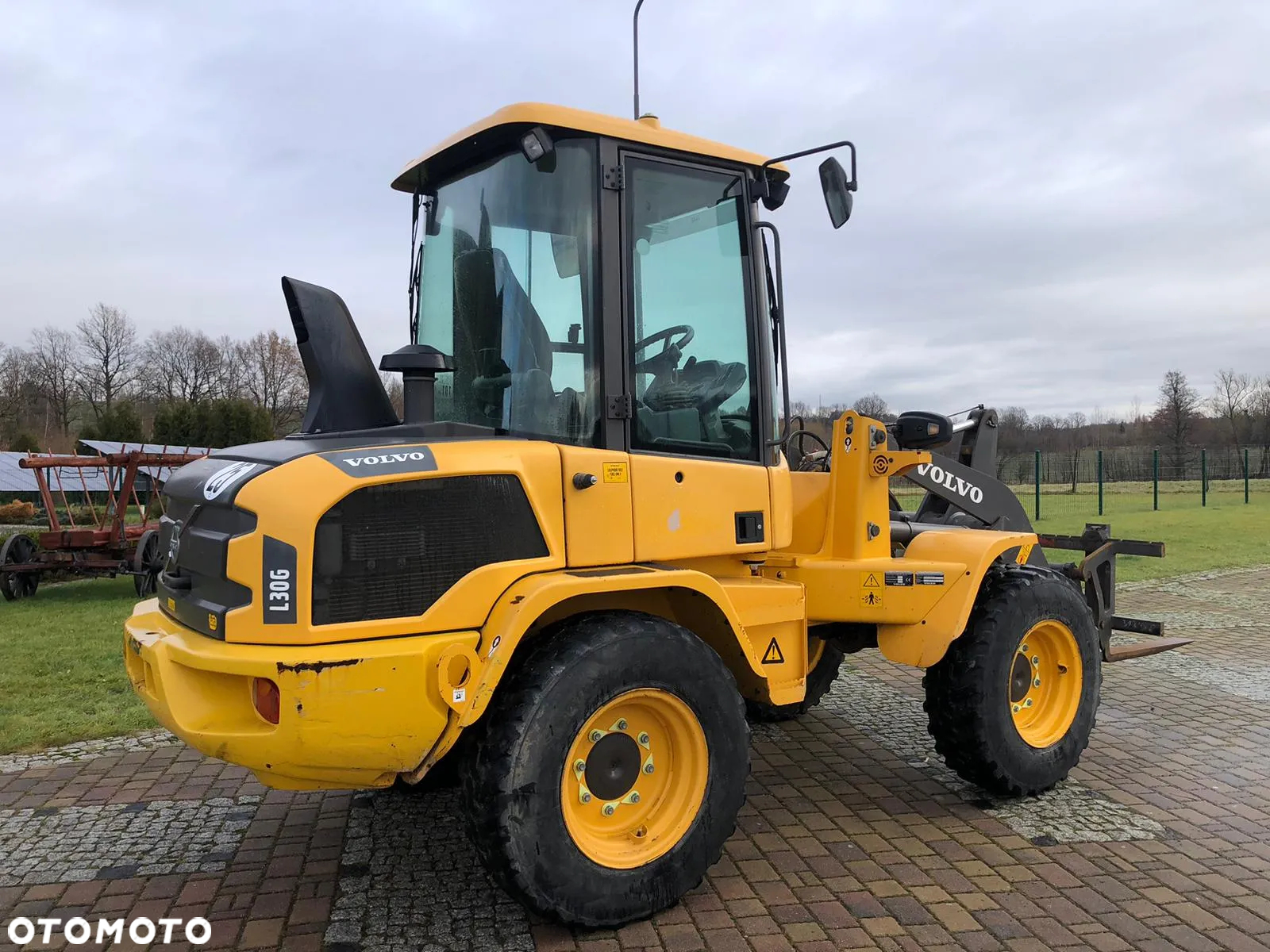 Volvo L30G - 12