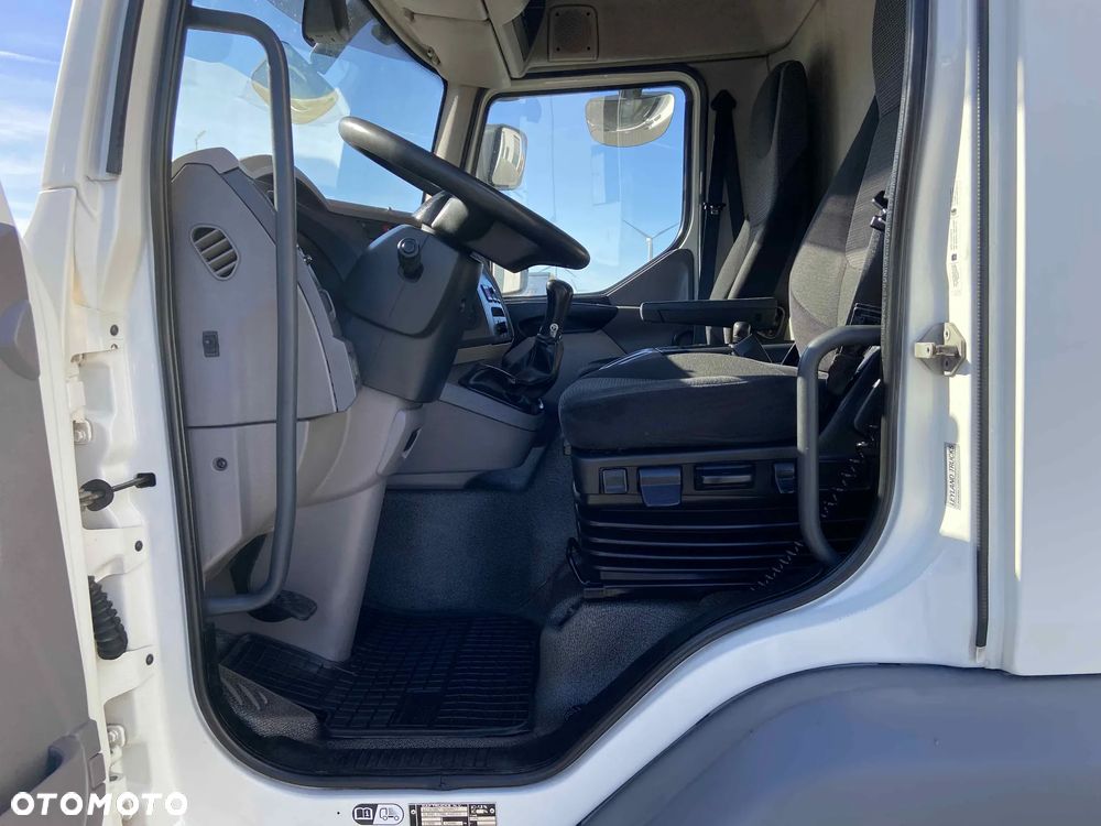 DAF LF 220 CHŁODNIA THERMO KING T 1000 R - 8