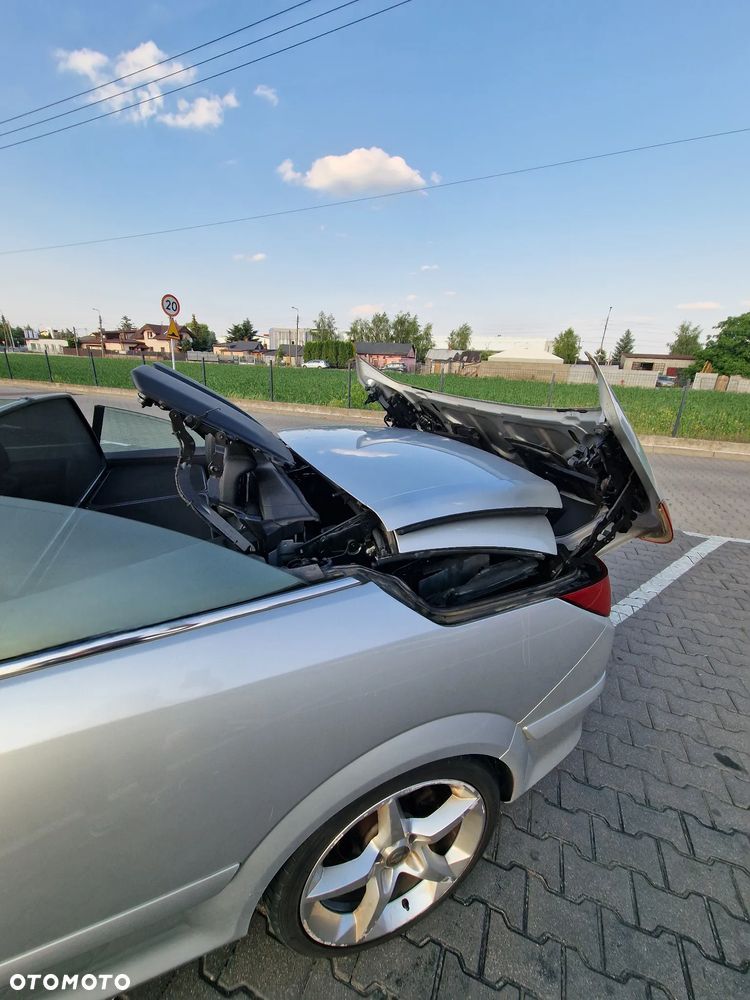 Opel Astra 1.6 Enjoy - 12