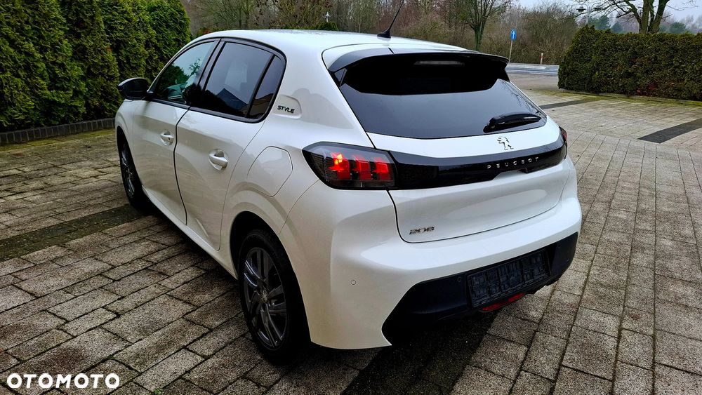 Peugeot 208 1.2 PureTech Style S&S - 4