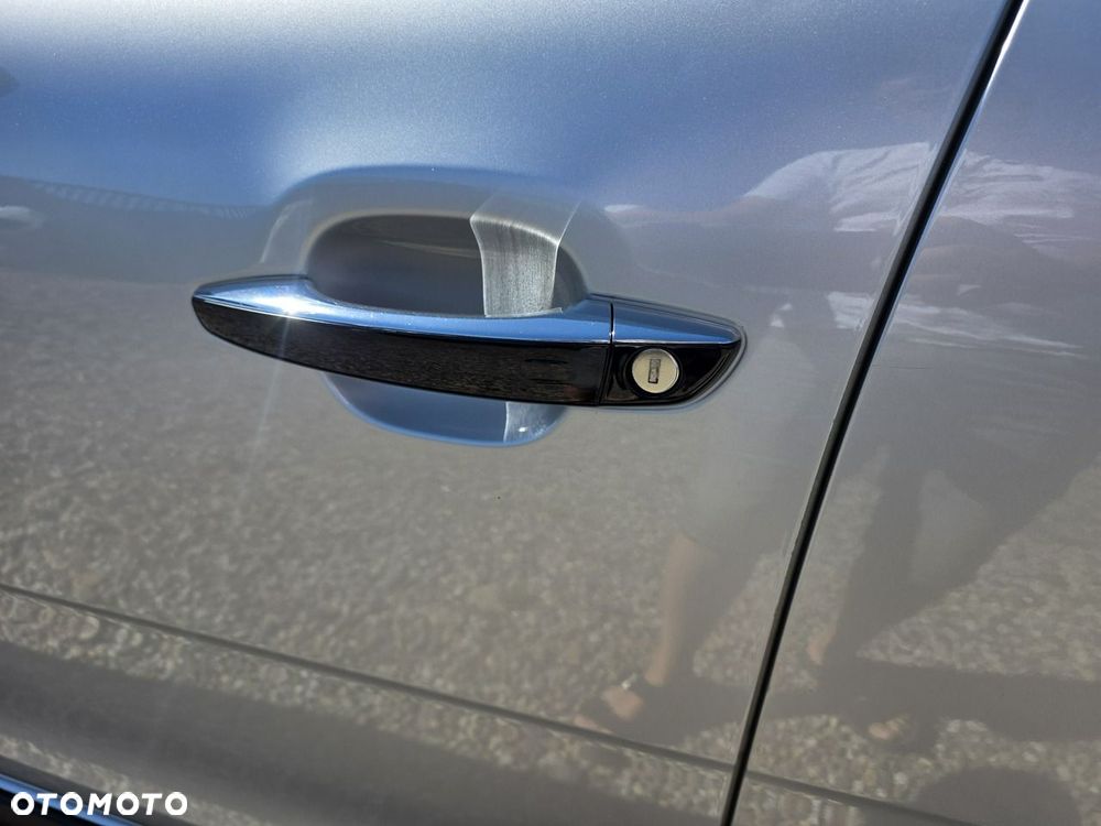 Citroën C3 1.2 PureTech GPF Shine S&S EAT6 - 11