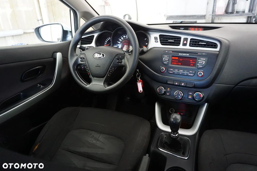 Kia Ceed 1.4 Business Line - 16