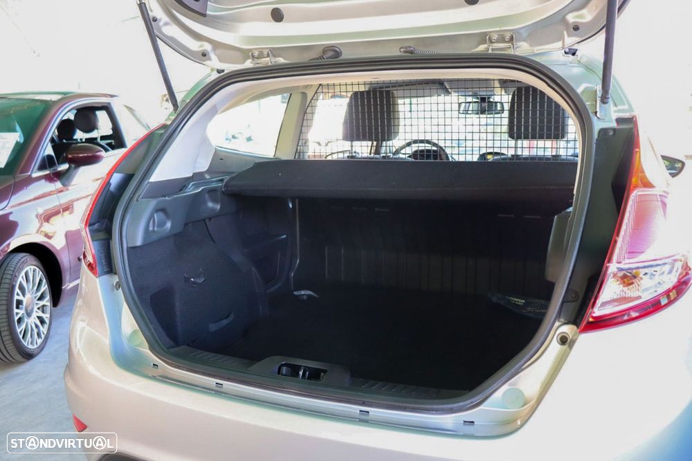 Ford Fiesta 1.5 TDCI VAN (IVA Dedutivel) - 8