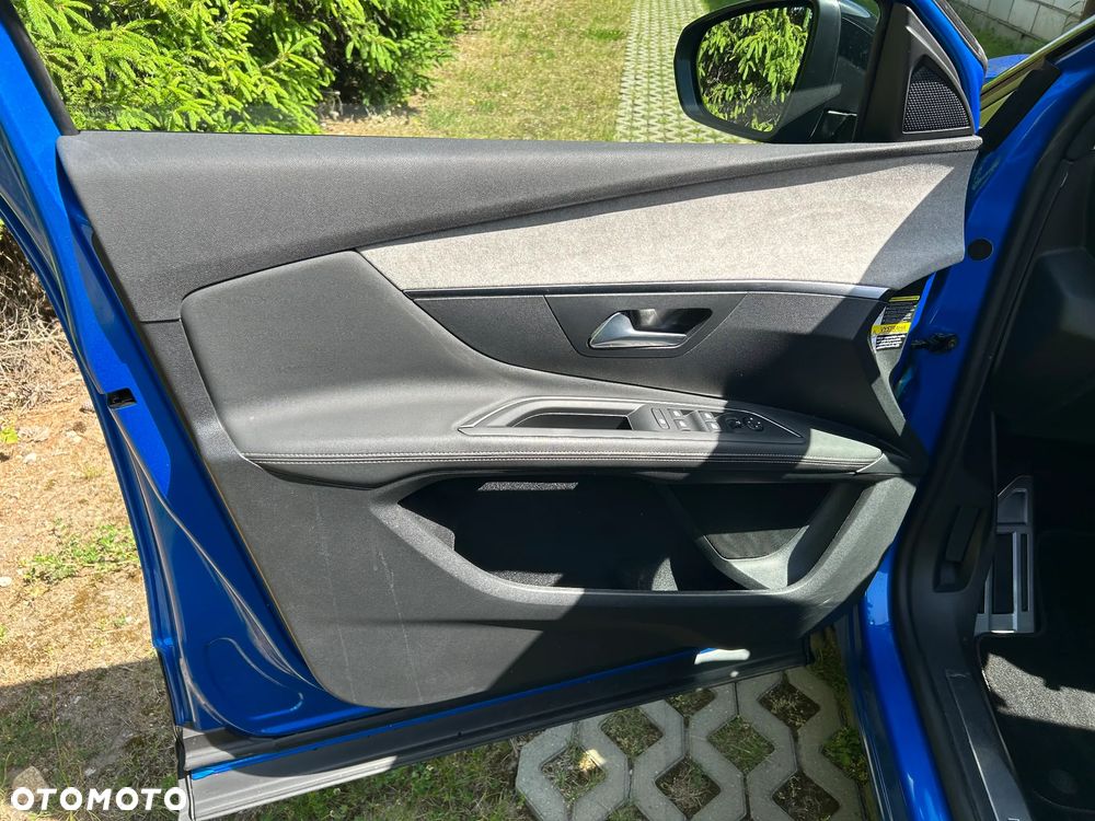 Peugeot 3008 1.2 PureTech GT S&S EAT8 - 8
