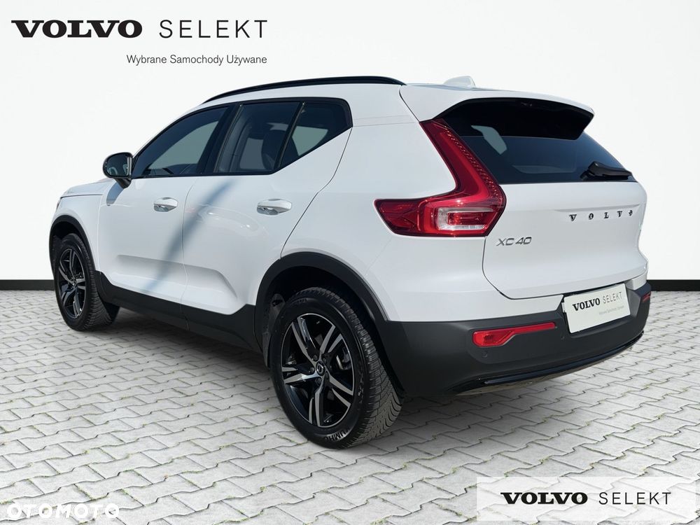 Volvo XC 40 - 8