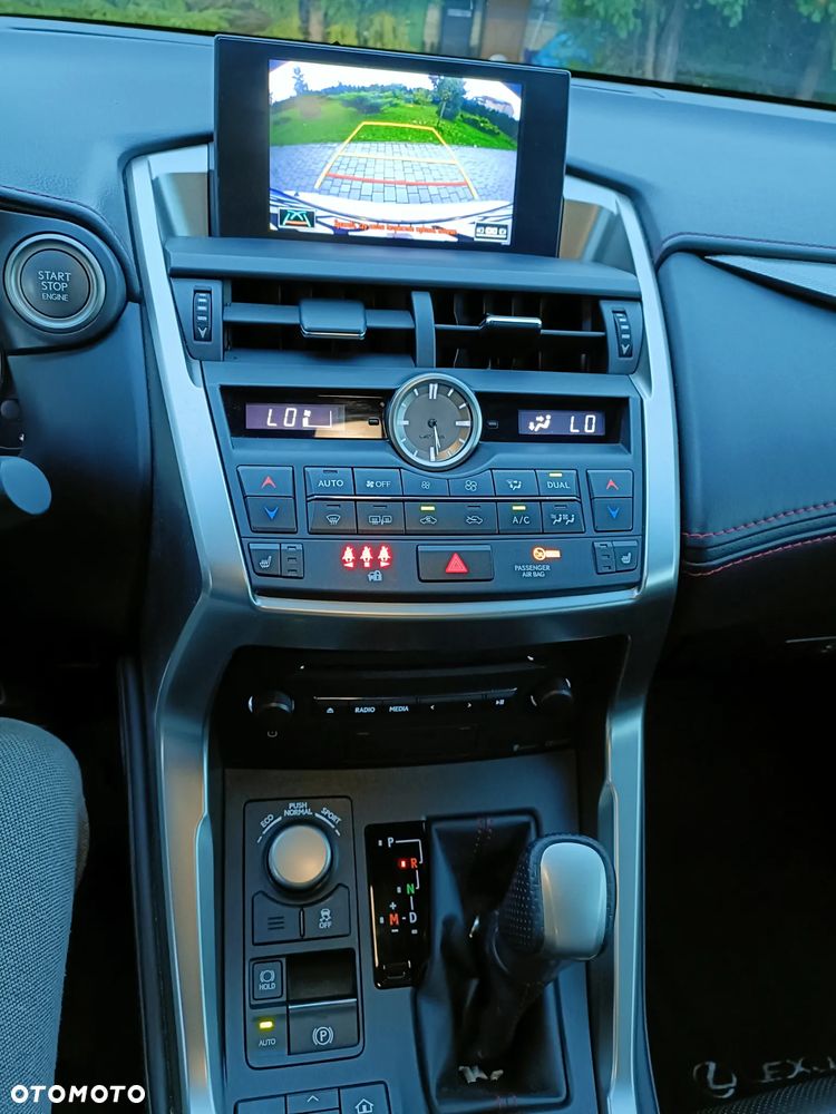 Lexus NX 200t F Sport AWD - 14