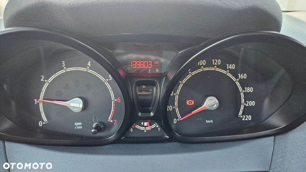 Ford Fiesta 1.25 Ambiente EU5 - 15