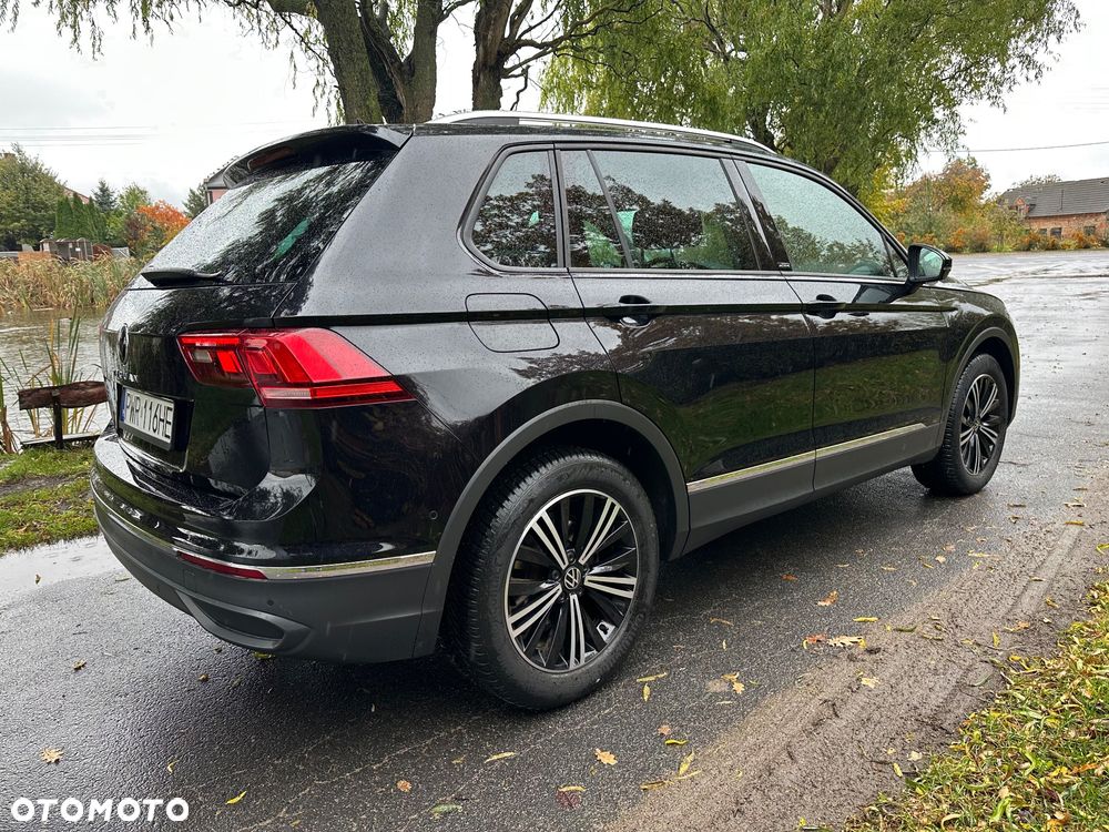 Volkswagen Tiguan - 9