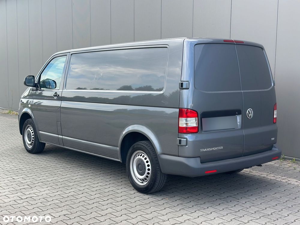 Volkswagen T5 - 10