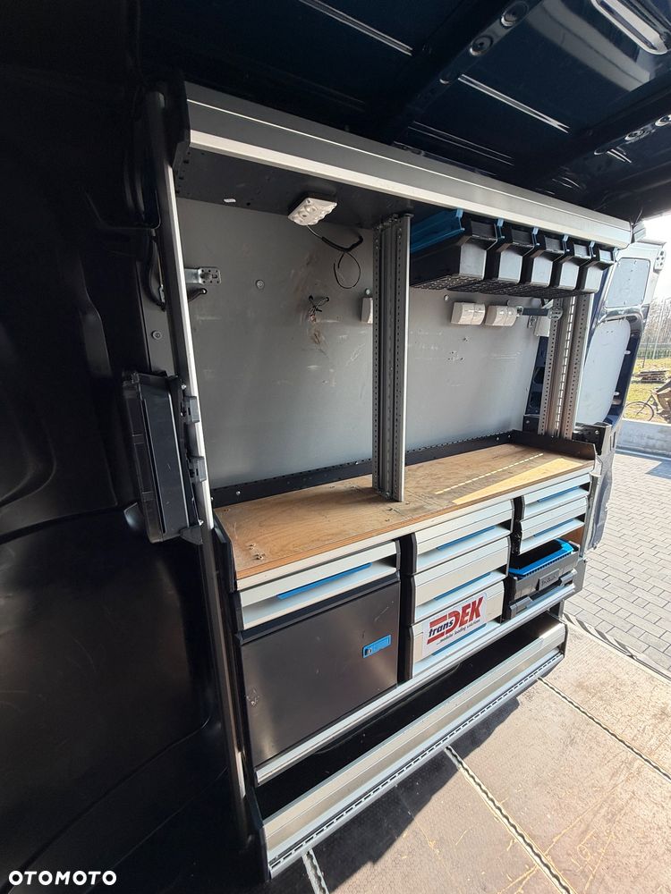 Mercedes-Benz SPRINTER MULTICAB - 28