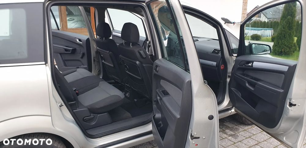Opel Zafira 1.8 Enjoy - 13