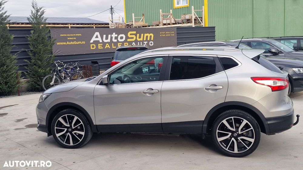 Nissan Qashqai 1.6 DCI Xtronic TEKNA - 20