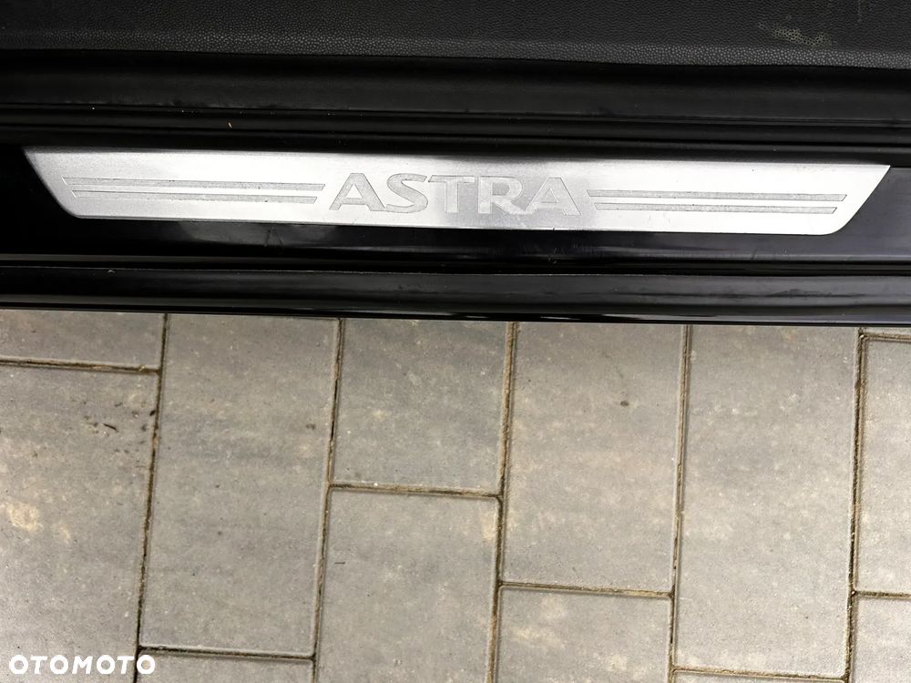 Opel Astra - 9